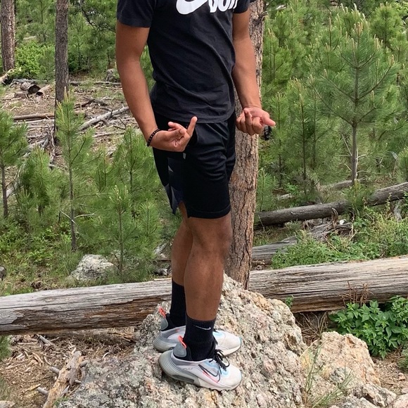 Meet your Posher, Josh - Picture 1 of 1